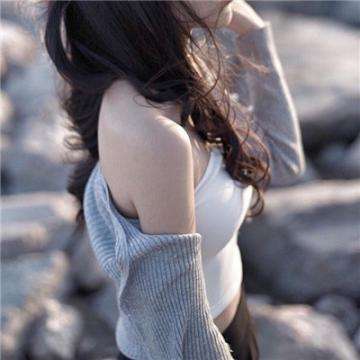 杨千嬅：岁月如歌，我不再需要“烈女”的勇丨专访